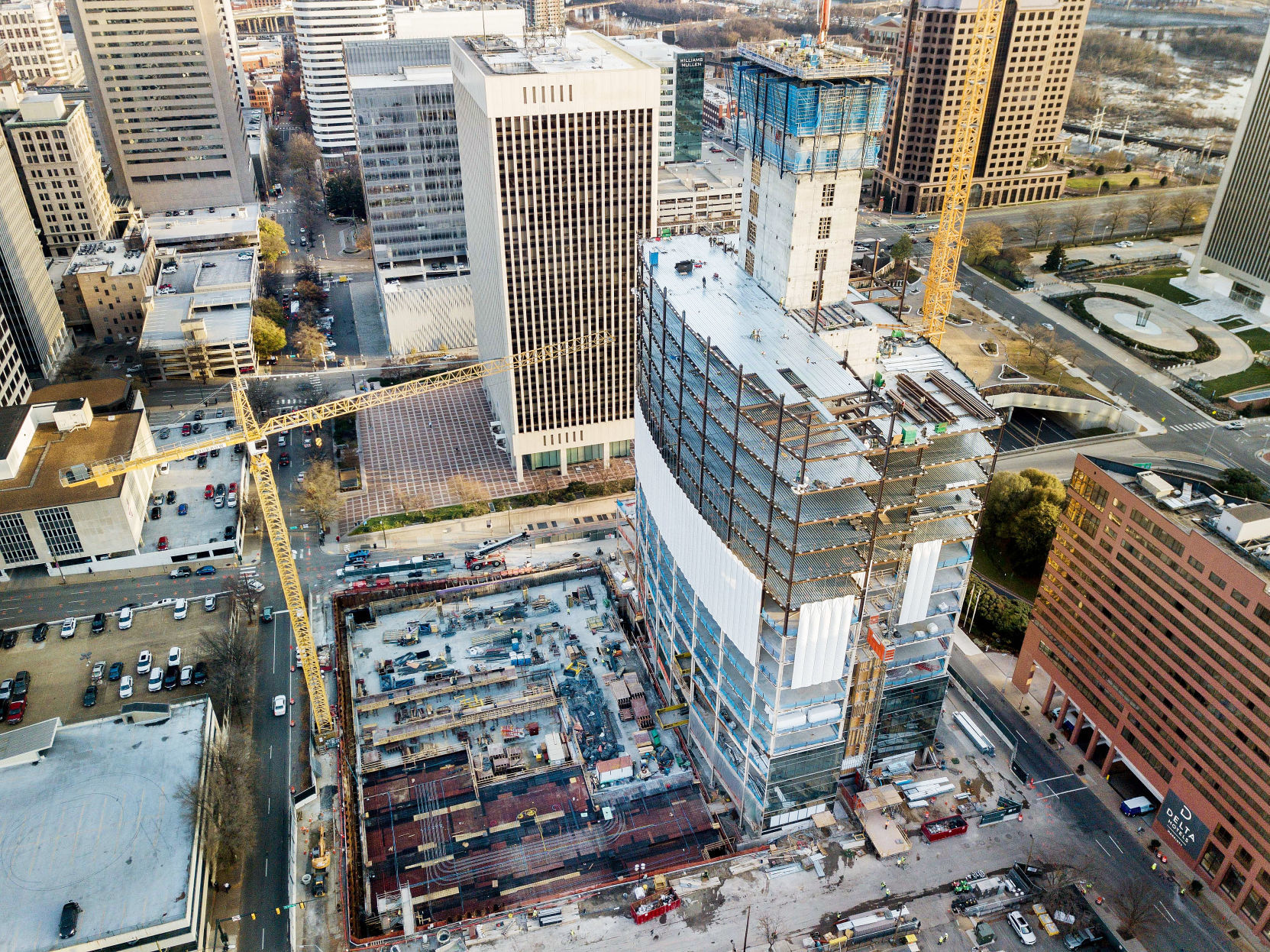 600 Canal Place -- 417 feet